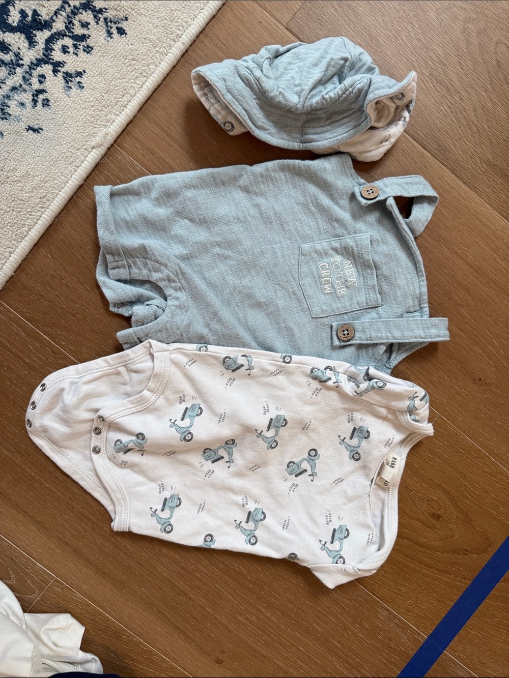 Light Blue Romper & Scooter Print Bodysuit Set - Kids Matching Underwear